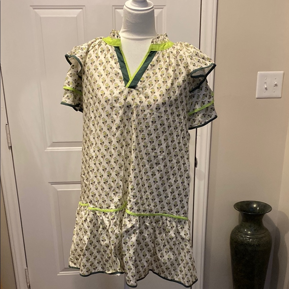 Elegant Green and Cream Dress